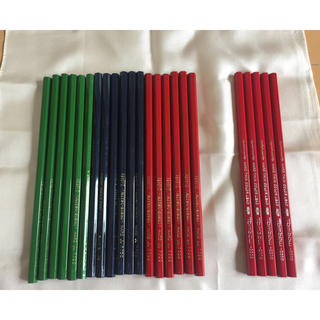 ミツビシエンピツ(三菱鉛筆)の硬質色鉛筆  赤青緑色(色鉛筆)