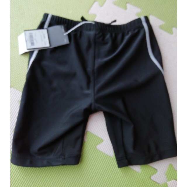 adidas(アディダス)の新品　120　adidas アディダス 水着  キッズ/ベビー/マタニティのキッズ服男の子用(90cm~)(水着)の商品写真