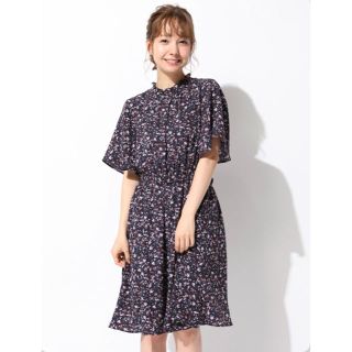 ハニーズ(HONEYS)の【新品タグ付】Honeys☆ 花柄ワンピース  LL(ひざ丈ワンピース)