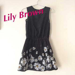 リリーブラウン(Lily Brown)のLily Brownロンパース（黒）(オールインワン)