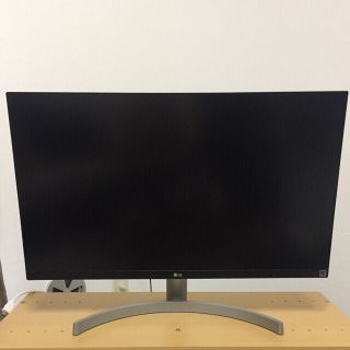 エルジーエレクトロニクス(LG Electronics)の27UL600-W(ディスプレイ)