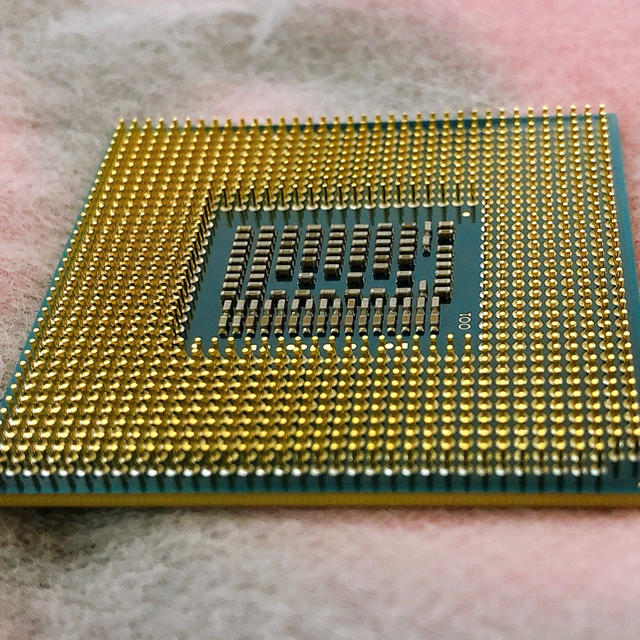 CPU Intel Core i7-3612QM 2.10GHz SR0MQ 1