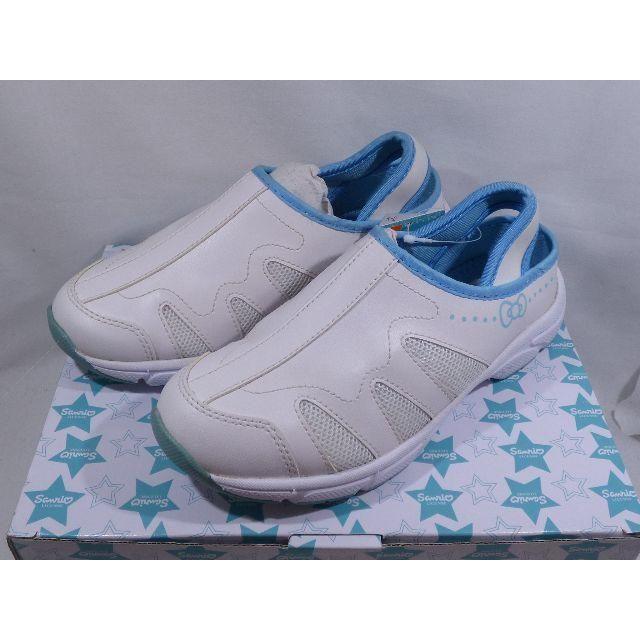 ハローキティ ナースシューズ Sサイズ 22cm程度 白・ブルー レディースの靴/シューズ(スニーカー)の商品写真