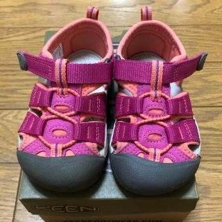 キーン(KEEN)のKEEN サンダル ピンク 子供用13.5〜14cm(サンダル)