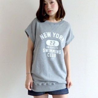 リタジーンズトウキョウ(RITA JEANS TOKYO)のRITAJEANSTOKYOスウェット(カットソー(半袖/袖なし))