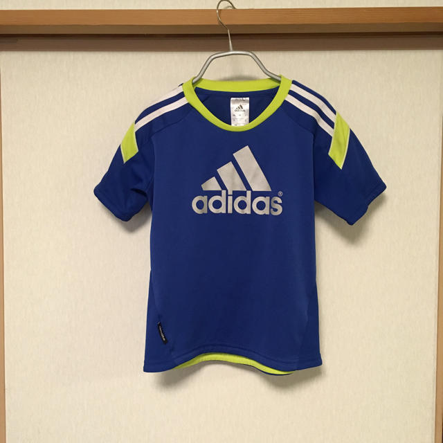 adidas(アディダス)の130cm スポーツシャツ キッズ/ベビー/マタニティのキッズ服男の子用(90cm~)(Tシャツ/カットソー)の商品写真