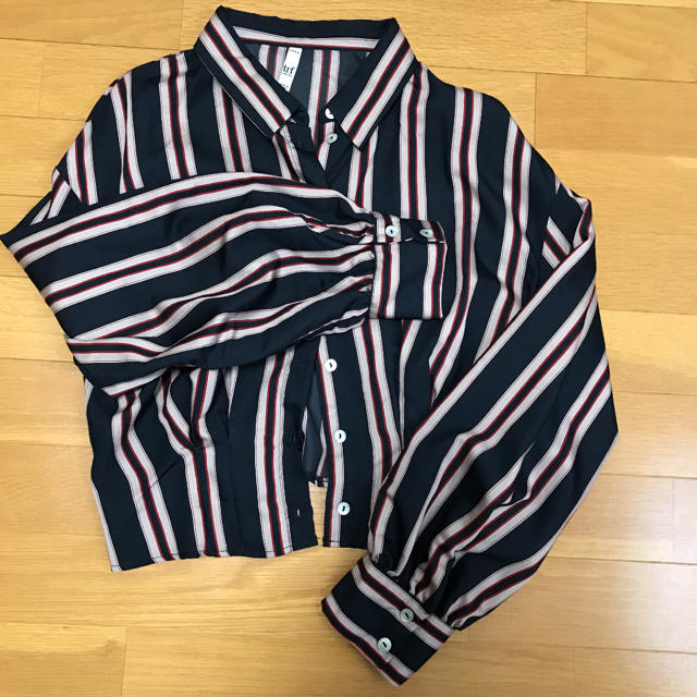 ZARA(ザラ)のストライプシャツ レディースのトップス(シャツ/ブラウス(長袖/七分))の商品写真