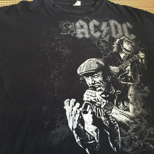 ☆バンドTシャツ☆ACDC☆L メンズのトップス(Tシャツ/カットソー(半袖/袖なし))の商品写真