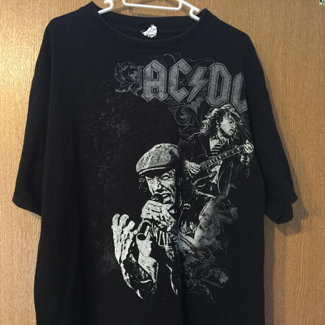 ☆バンドTシャツ☆ACDC☆L メンズのトップス(Tシャツ/カットソー(半袖/袖なし))の商品写真