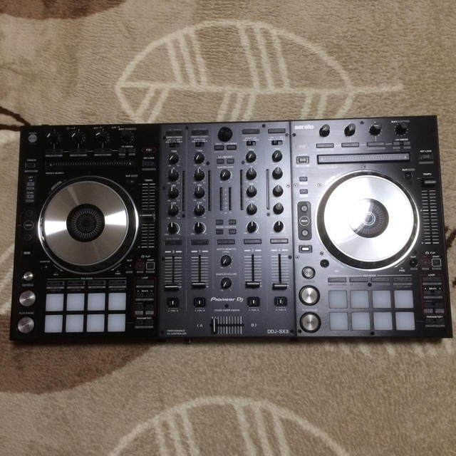 Pioneer(パイオニア)のPioneer パイオニア DDJ-SX3未使用品 楽器のDJ機器(PCDJ)の商品写真