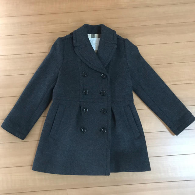 BURBERRY(バーバリー)のバーバリー キッズ コート キッズ/ベビー/マタニティのキッズ服女の子用(90cm~)(コート)の商品写真