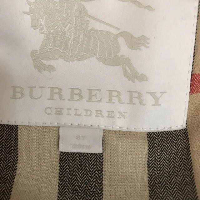 BURBERRY(バーバリー)のバーバリー キッズ コート キッズ/ベビー/マタニティのキッズ服女の子用(90cm~)(コート)の商品写真