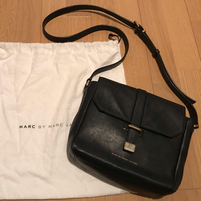 MARC BY MARC JACOBS(マークバイマークジェイコブス)のMARC BY MARC JACOBS  ショルダーバッグ （ブラック） レディースのバッグ(ショルダーバッグ)の商品写真