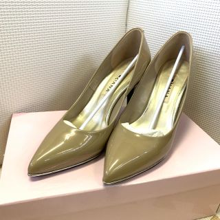 ダイアナ(DIANA)のダイアナ  22.5㎝ パンプス エナメル ベージュ(ハイヒール/パンプス)