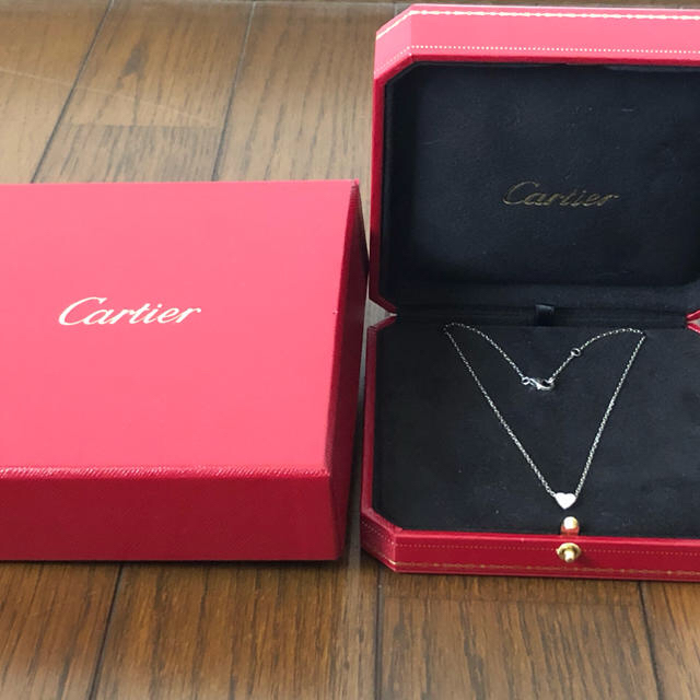 Cartier ミニハートネックレス