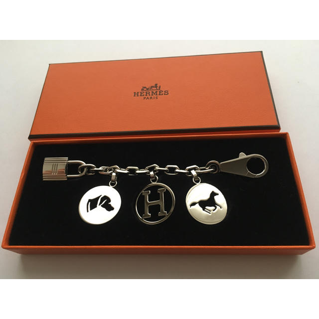 最新 Hermes - ブルロック エルメス☆アミュレット4 美品☆HERMES ☆じ