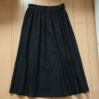 ジーユー(GU)の黒スカート(ロングスカート)
