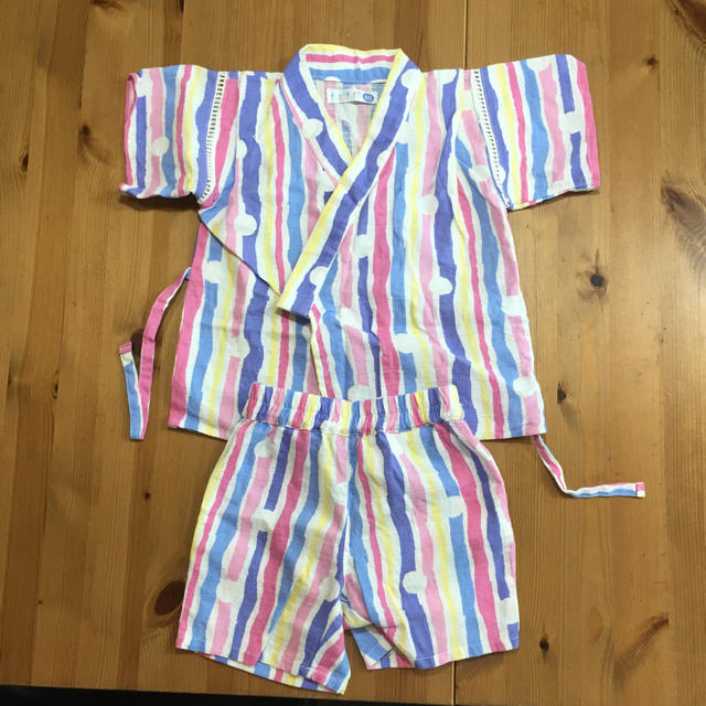 futafuta(フタフタ)の女の子 甚平 80センチ キッズ/ベビー/マタニティのベビー服(~85cm)(甚平/浴衣)の商品写真