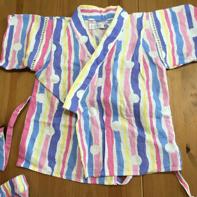 futafuta(フタフタ)の女の子 甚平 80センチ キッズ/ベビー/マタニティのベビー服(~85cm)(甚平/浴衣)の商品写真