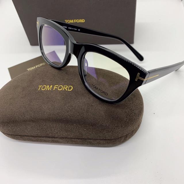 TOM FORD - 新品 TOM FORD 定価5万円 サングラス メガネ メガネ カラーレンズの通販 by ファッションストリート｜トム