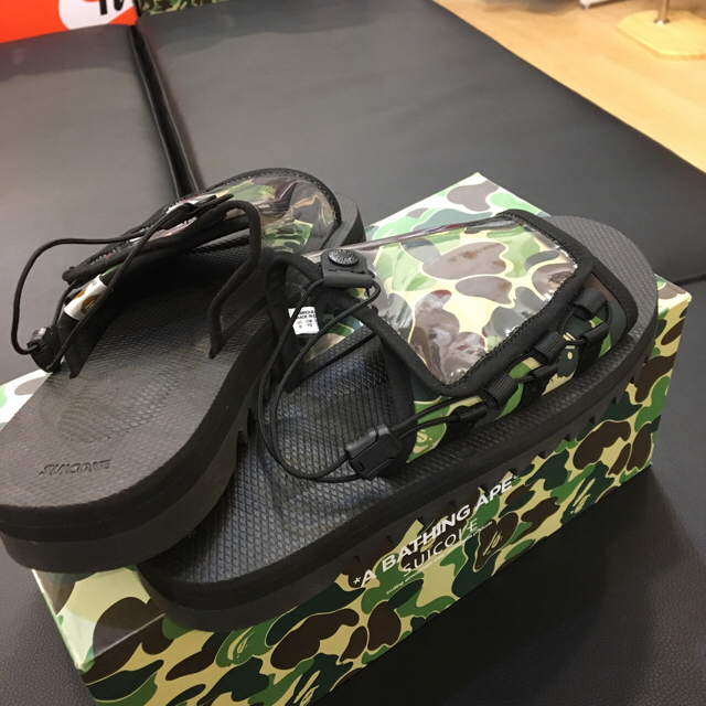 A BATHING APE(アベイシングエイプ)の国内正規品 A BATHING APE BAPE x SUICOKE/ DAO メンズの靴/シューズ(サンダル)の商品写真