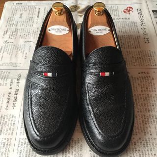 トムブラウン ローファーの通販 21点 | THOM BROWNEを買うならラクマ
