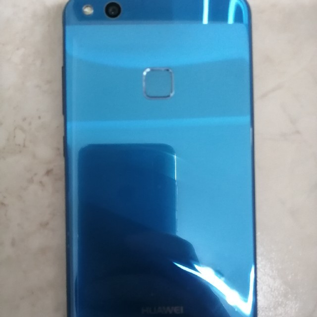 HUAWEI HUAWEI P10 lite （サファイアブルー）