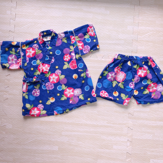 みぃ様専用 甚平 赤×青 キッズ/ベビー/マタニティのキッズ服女の子用(90cm~)(甚平/浴衣)の商品写真