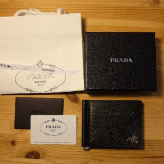 プラダ(PRADA)のPRADA マネークリップ　新品(マネークリップ)