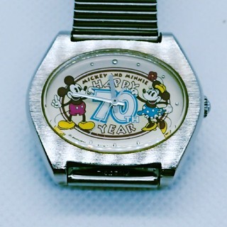 Disney - 値下げ！ディズニー70周年記念 腕時計 ミッキー & ミニー