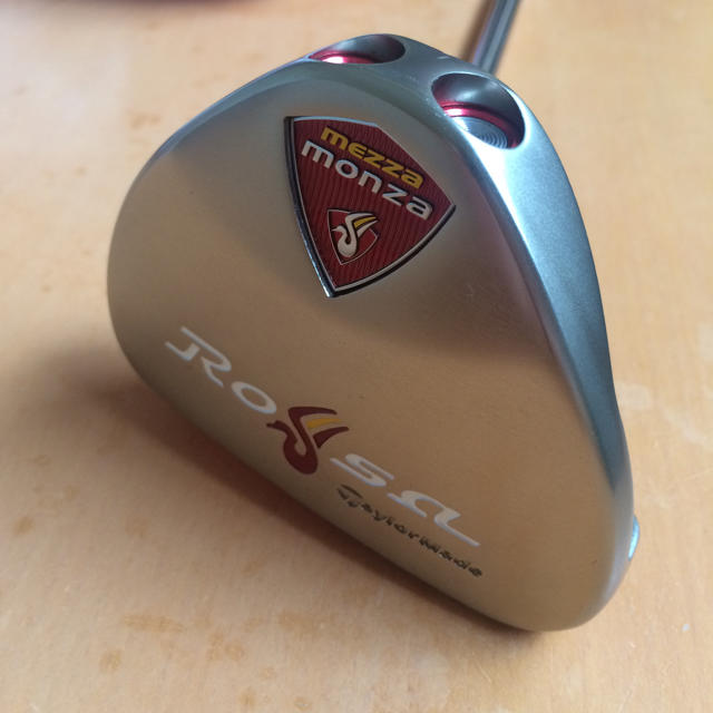 TaylorMade “Rossa mezza monza” テーラーメイド