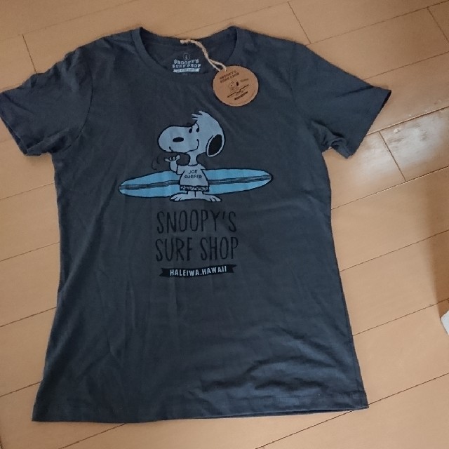 SNOOPY(スヌーピー)の売り切り sale Hawaii限定 SNOOPY  Tシャツ レディースのトップス(Tシャツ(半袖/袖なし))の商品写真
