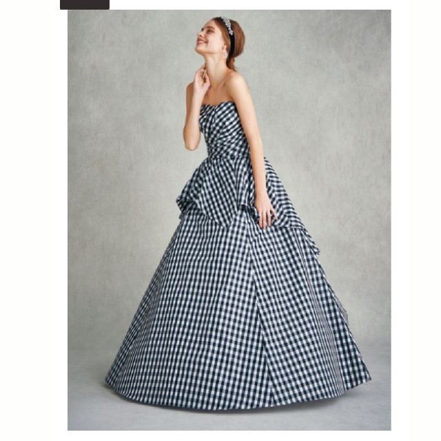 AIMER(エメ)の<pianistin様専用>Aimer  ウエディングドレス レディースのフォーマル/ドレス(ウェディングドレス)の商品写真