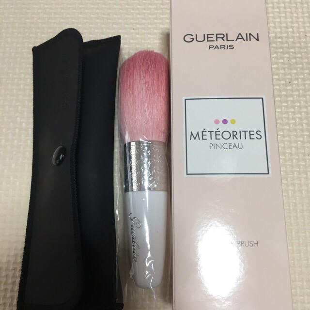 GUERLAIN(ゲラン)の新品未使用    GUERLAIN   METEORITES コスメ/美容のベースメイク/化粧品(フェイスパウダー)の商品写真