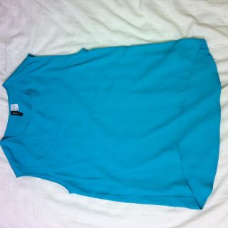 エイチアンドエム(H&M)のUSED☆グリーントップス(カットソー(半袖/袖なし))