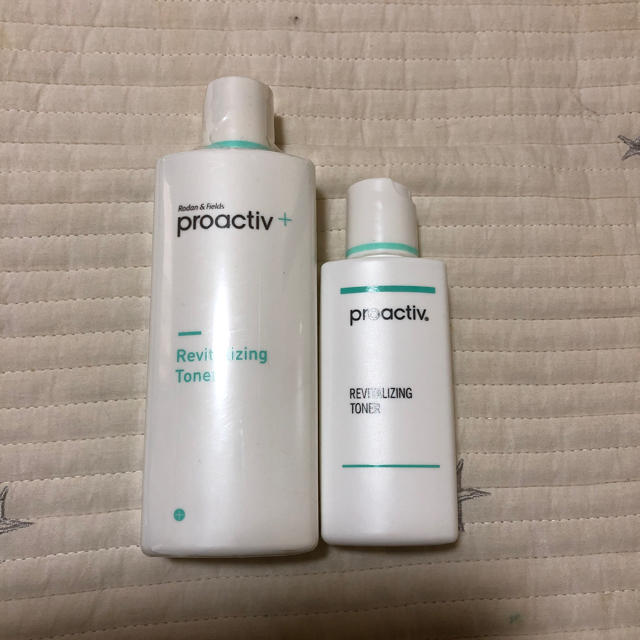 proactiv(プロアクティブ)のプロアクティブ トナーセット コスメ/美容のスキンケア/基礎化粧品(化粧水/ローション)の商品写真