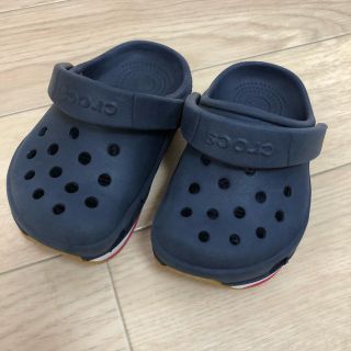 クロックス(crocs)のcrocs／サンダル12〜12.5cm(サンダル)