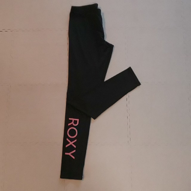 Roxy(ロキシー)のやんばる様専用   ロキシー  サーフレギンス日焼け防止 レディースのレッグウェア(レギンス/スパッツ)の商品写真