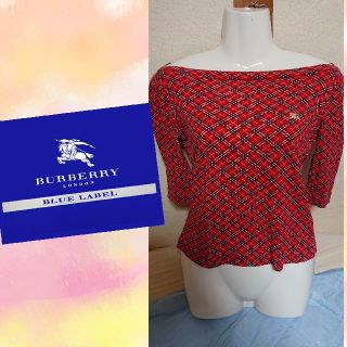 バーバリーブルーレーベル(BURBERRY BLUE LABEL)のBURBERRY トップス カットソー オフショルダー 赤 チェック柄 M(カットソー(半袖/袖なし))