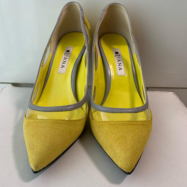 DIANA(ダイアナ)のダイアナ イエロースエード パンプス レディースの靴/シューズ(ハイヒール/パンプス)の商品写真