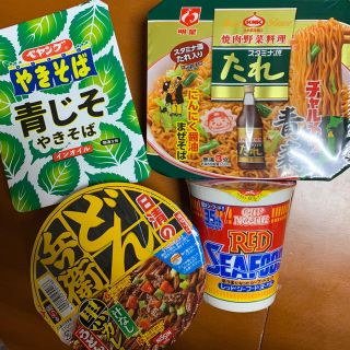 カップ麺-焼そば2種、うどん、ラーメン(インスタント食品)