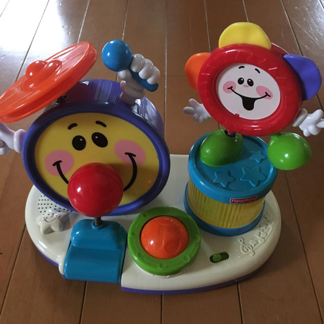 Fisher-Price(フィッシャープライス)の英語　歌う　おもちゃ　フィッシャープライス　ドラム キッズ/ベビー/マタニティのおもちゃ(知育玩具)の商品写真