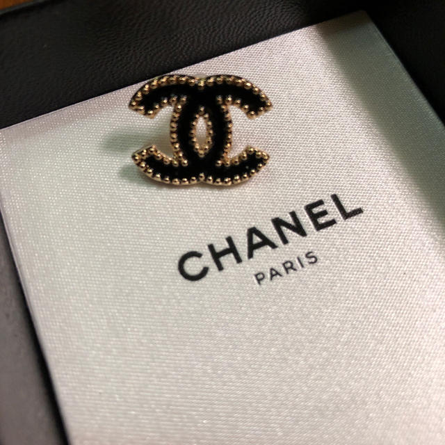 CHANEL(シャネル)のCHANELピアス【新品】 レディースのアクセサリー(ピアス)の商品写真