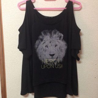 ヘザー(heather)のHeather♡肩だしライオントップス(Tシャツ(半袖/袖なし))