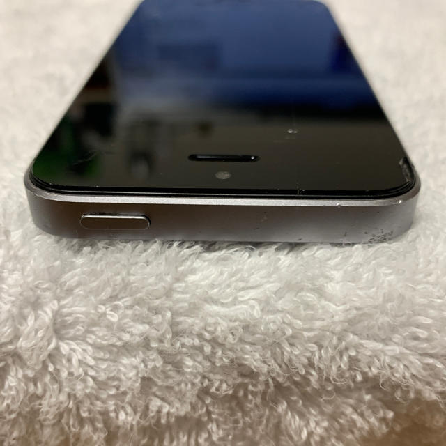 iPhone SE 64g SIMフリー　黒　black 液晶　割れ 3