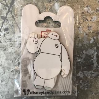 ディズニー(Disney)の【日本未発売】ベイマックス ピンバッチ(バッジ/ピンバッジ)