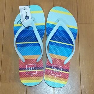 ギャップ(GAP)の夏物処分【新品/未使用】「GAP」ビーチサンダル★23～24ジュニア/レディース(ビーチサンダル)