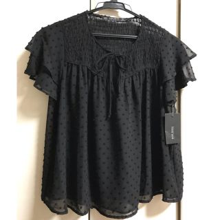 ザラ(ZARA)の美品 刺繍ドット フレアトップス(カットソー(半袖/袖なし))