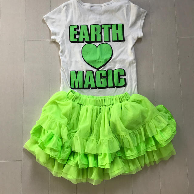 EARTHMAGIC(アースマジック)のEARTH MAGIC 半袖Tシャツ★スカートセット140cm(130cm) キッズ/ベビー/マタニティのキッズ服女の子用(90cm~)(その他)の商品写真