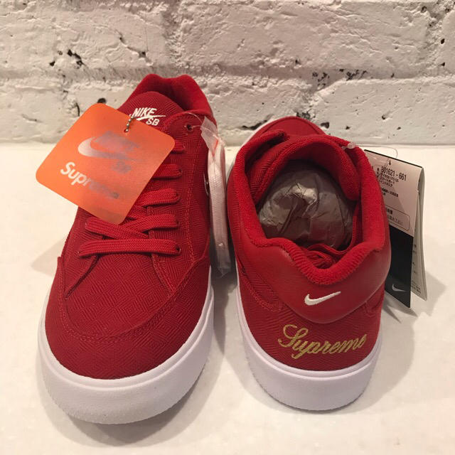 Supreme(シュプリーム)のNIKE × Supreme SB GTS QS 【国内 確実正規品】 メンズの靴/シューズ(スニーカー)の商品写真